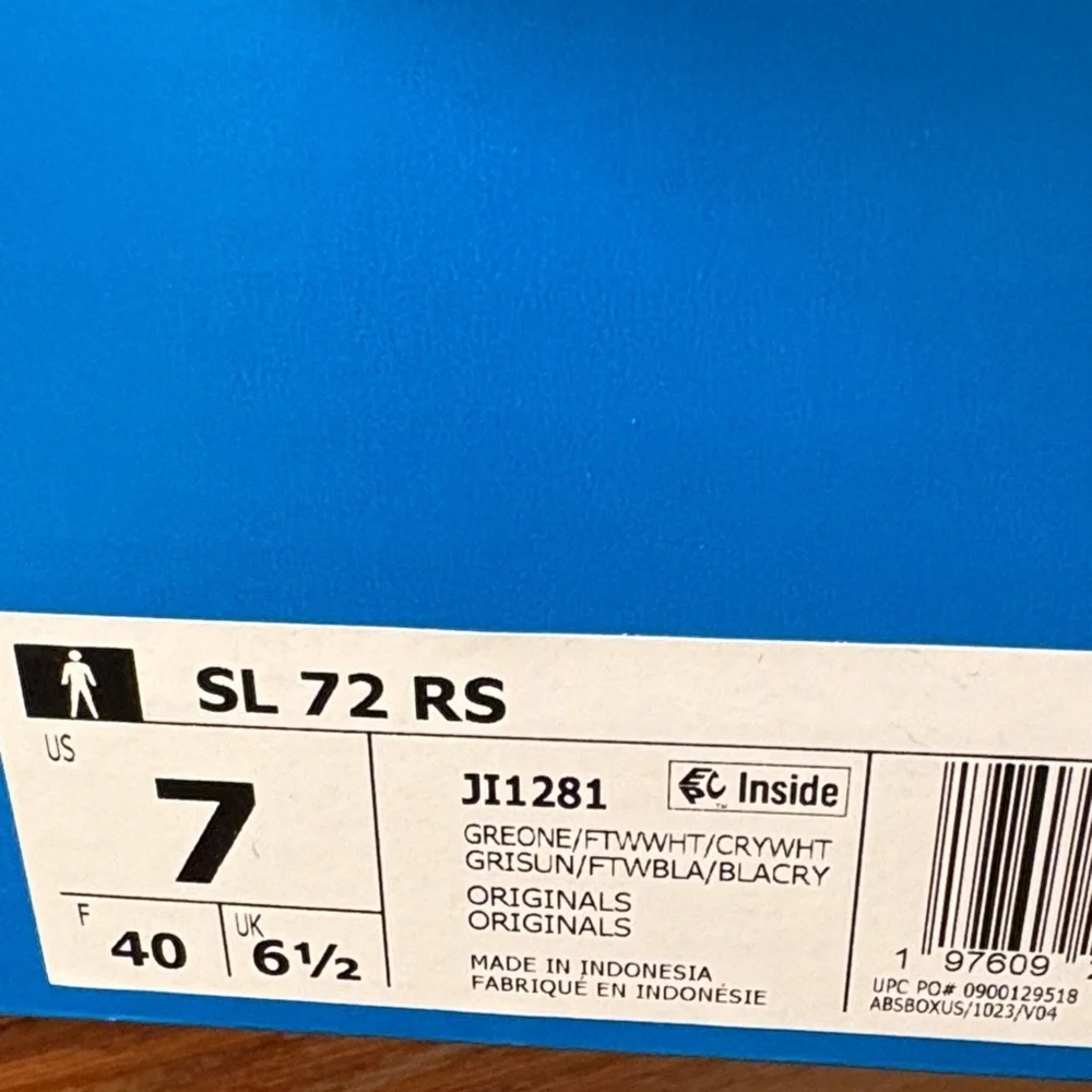 New Men’s Adidas SL 72 RS Cream and White Sneakers Size‎ 7
